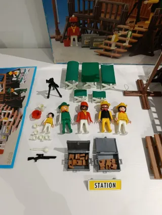 Playmobil 3433 Estación Ngorongoro