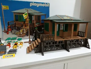 Playmobil 3433 Estación Ngorongoro