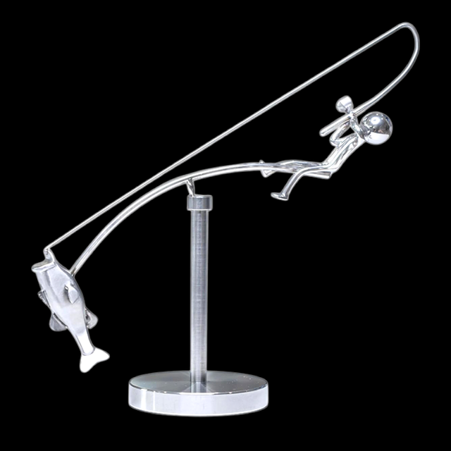 PESCADOR 23CM FIGURA CON MOVIMIENTO DE PÉNDULO