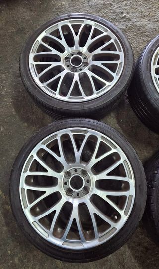 4 Llantas Abarth Originales con Neumáticos