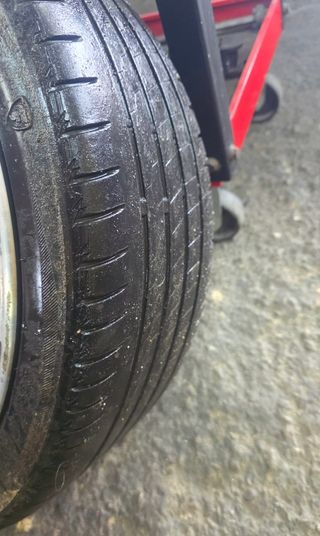 4 Llantas Abarth Originales con Neumáticos