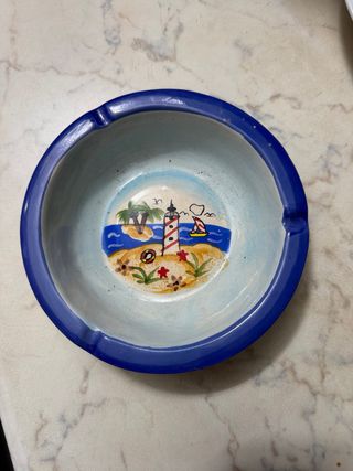 Posacenere ceramica decorato faro