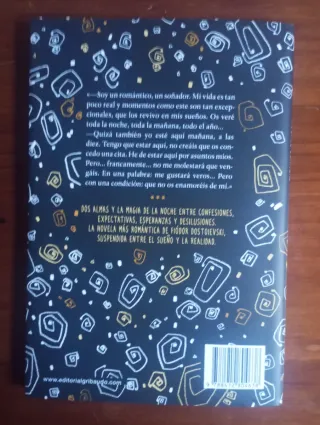 Noches blancas (Spanish Edition)