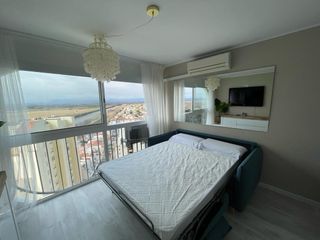 Sofá cama azul marino. Fábrica italiana