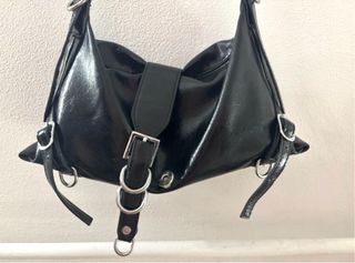 Borsa pelleneralucida,  tracollaregolabile, fibbie