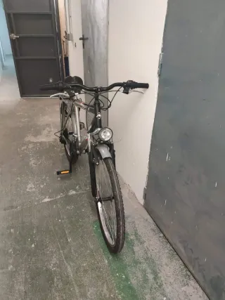 Bicicleta Avigo Rockrider + Bicicleta Btwin.