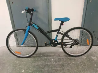 Bicicleta Avigo Rockrider + Bicicleta Btwin.