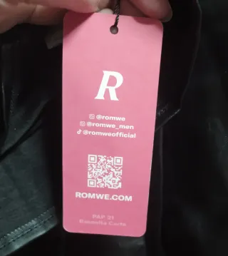 Falda corta gótica negra de tablas PU Faux leather