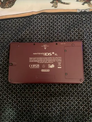 Pacchetto 2x Nintendo DSi XL (Verde e Rosso) - Riparazione