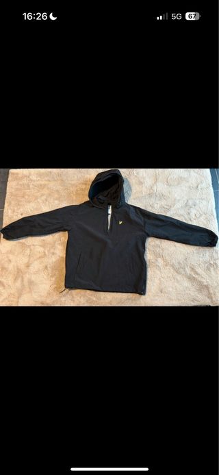 Cortavientos/impermeable Lyle & Scott negro