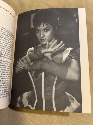 Libro LOLA FLORES Francisco Umbral, año 1971