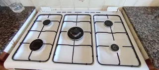 Cocina de gas 5 fuegos Campana junto o separadas