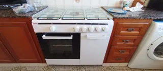 Cocina de gas 5 fuegos Campana junto o separadas
