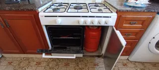 Cocina de gas 5 fuegos Campana junto o separadas