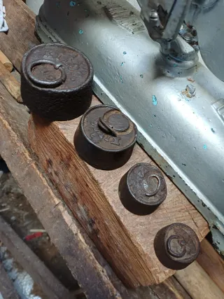 Antigua Balanza Bulcano 10kg con Pesas