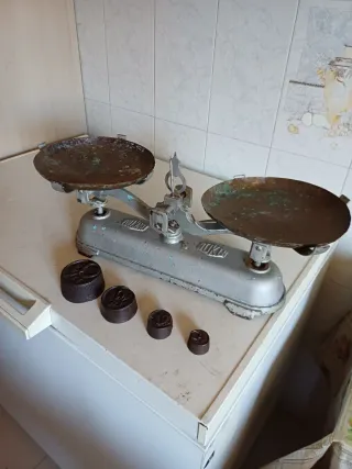 Antigua Balanza Bulcano 10kg con Pesas