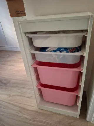 Mueble de almacenaje con cajones