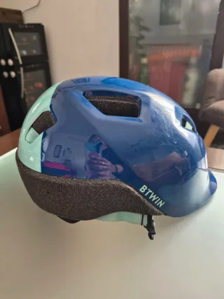 Casco Btwin Azul y Verde niño/a