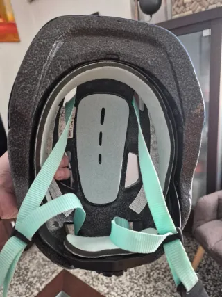 Casco Btwin Azul y Verde niño/a