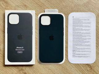 Funda Apple Silicona iPhone 13 MagSafe Negra