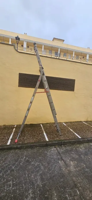 Escalera 3 tramos Hailo alemana