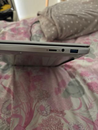 Portátil YEBOOK Plata Casi Nuevo