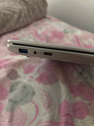 Portátil YEBOOK Plata Casi Nuevo