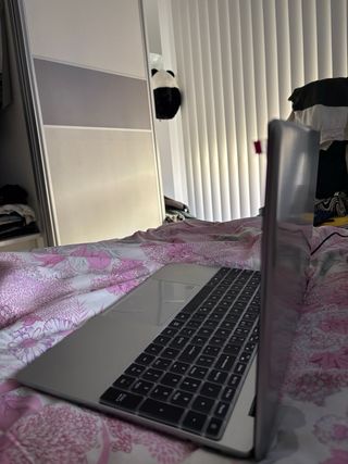 Portátil YEBOOK Plata Casi Nuevo