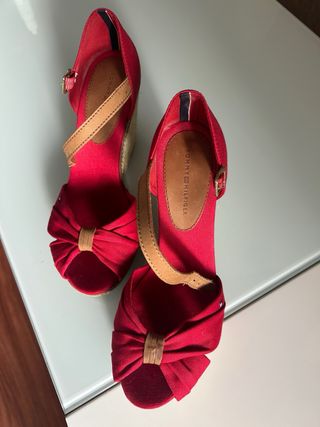 Sandalias cuña Tommy Hilfiger rojas