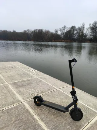 Patinete Eléctrico Xiaomi incluye Cargador