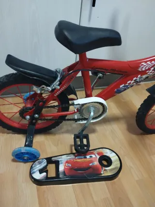 Bicicleta infantil aro 14 con ruedines