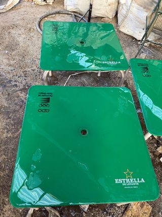 Mesas Estrella Levante Verdes (Plástico) 25€ todas
