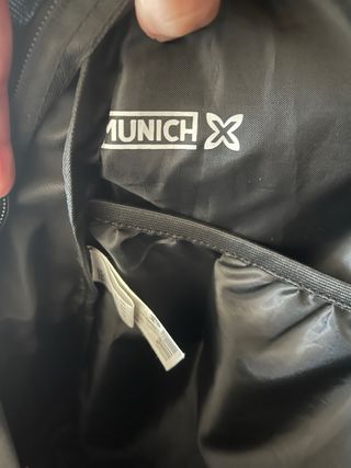 Mochila Munich Negra 24 L.