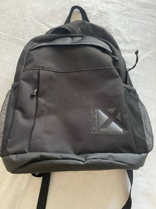 Mochila Munich Negra 24 L.