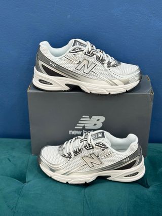 New Balance 740 Plata y Blanco