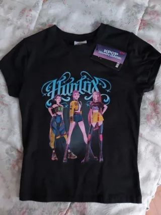 Demon Hunters x Bershka camiseta talla M