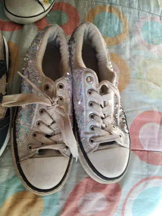 Deportivas niña T34 y T36