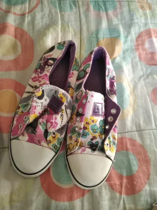 Deportivas niña T34 y T36