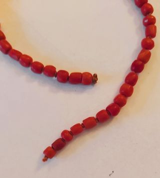 Corallo antico per braccialetti