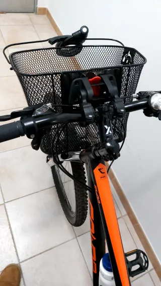 Bicicleta Conor5400 Negra y Naranja, menos de 50km