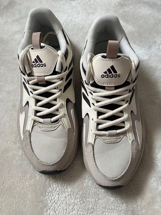 Zapatillas Adidas Beige/Blanco T.38.5
