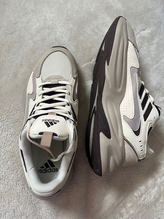 Zapatillas Adidas Beige/Blanco T.38.5