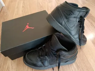 Zapatillas Jordan Negras