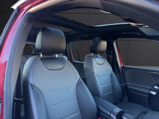 Mercedes-Benz GLB 2021