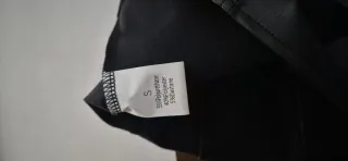 Chaleco polipiel con botones