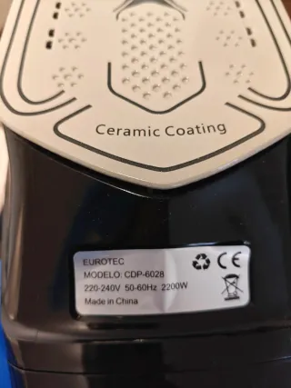 Plancha de Vapor Eurotec CDP-6028