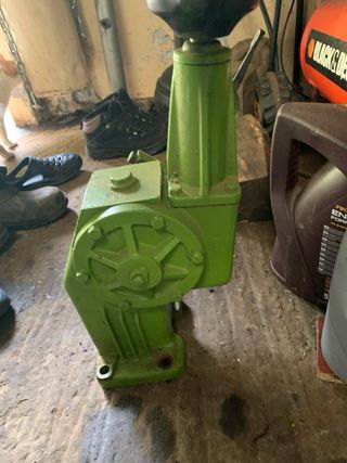 2 Cilindros Hidráulicos