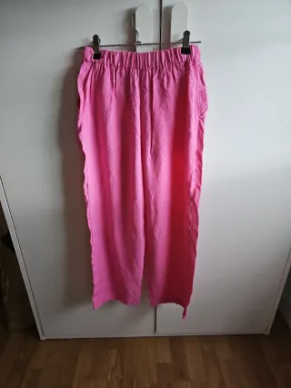 Pantalón Zara rosa talla 10 (140 cm)