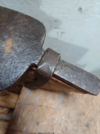 Bonita Azuela de forja antigua