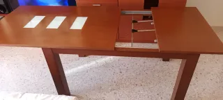 Mesa de comedor moderna y Sillas